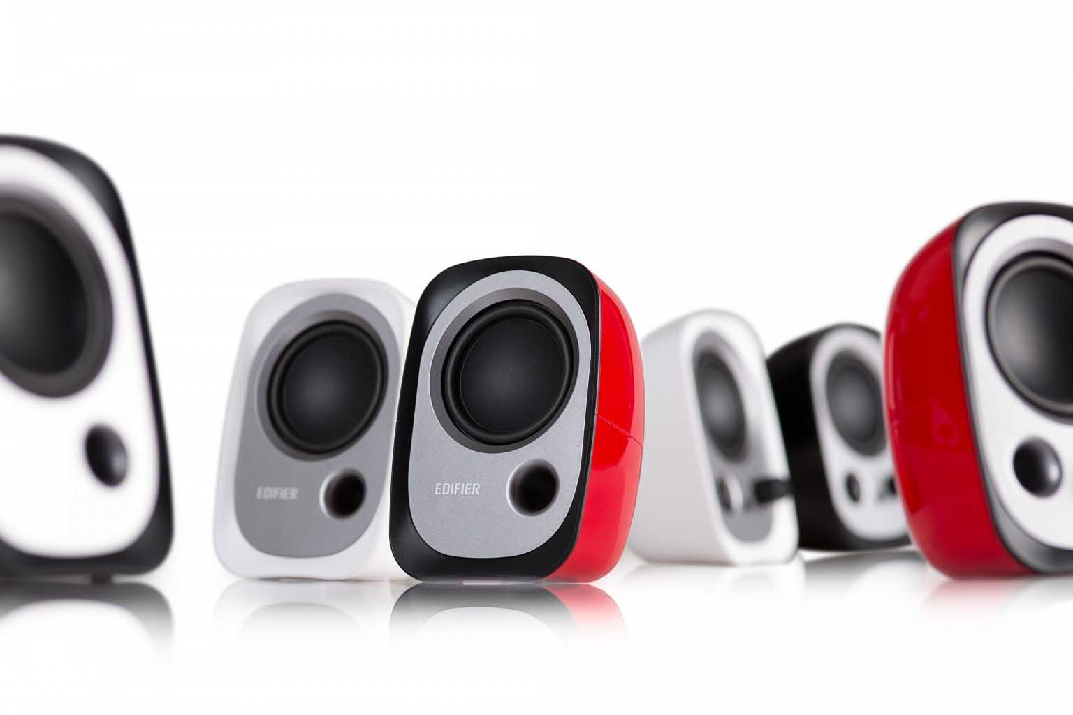 EDIFIER R12U với đa dạng màu sắc