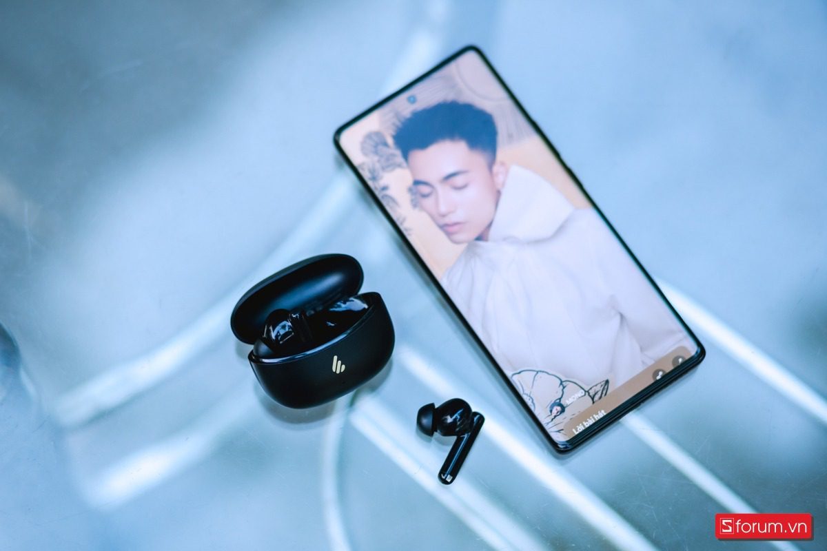 review tren tay edifier x5 pro 16