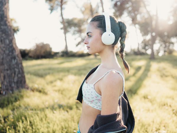 Tai nghe Bluetooth