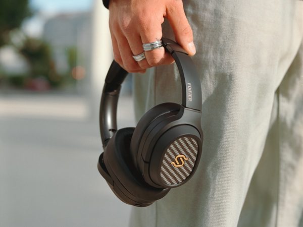 Tai nghe Bluetooth