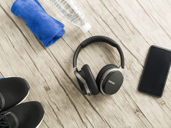 Tai nghe Bluetooth 