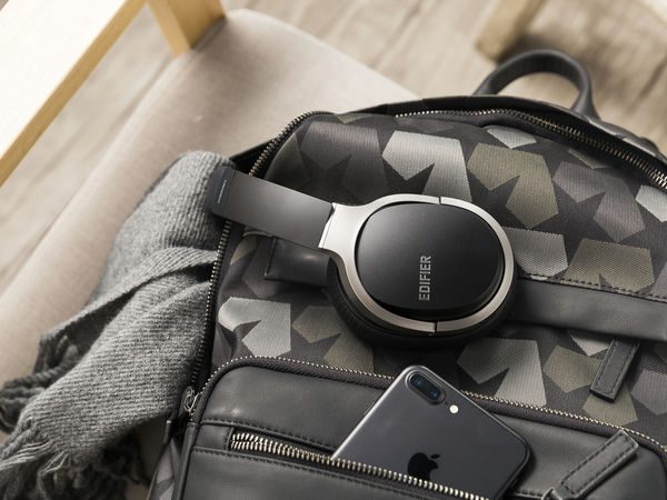 Tai nghe Bluetooth