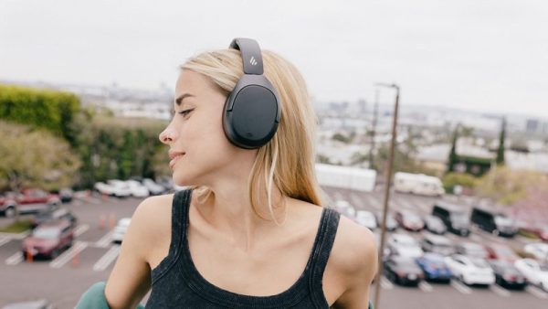 Tai nghe Bluetooth