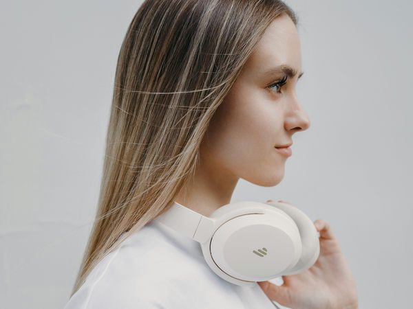 Tai nghe Bluetooth