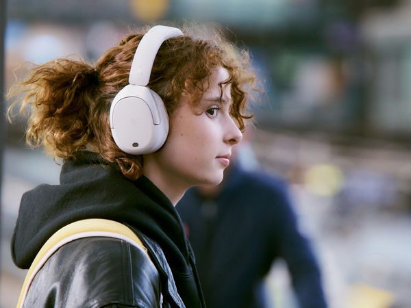 Tai nghe Bluetooth
