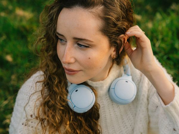 Tai nghe Bluetooth