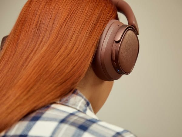 Tai nghe Bluetooth