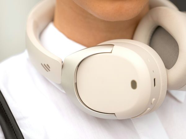 Tai nghe Bluetooth