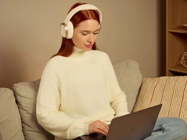 Tai nghe Bluetooth