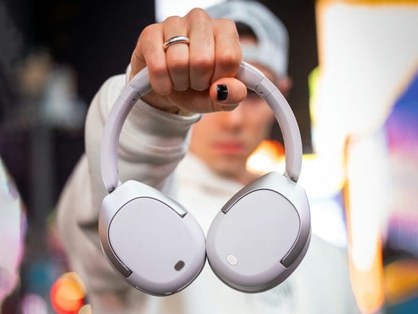 Tai nghe Bluetooth