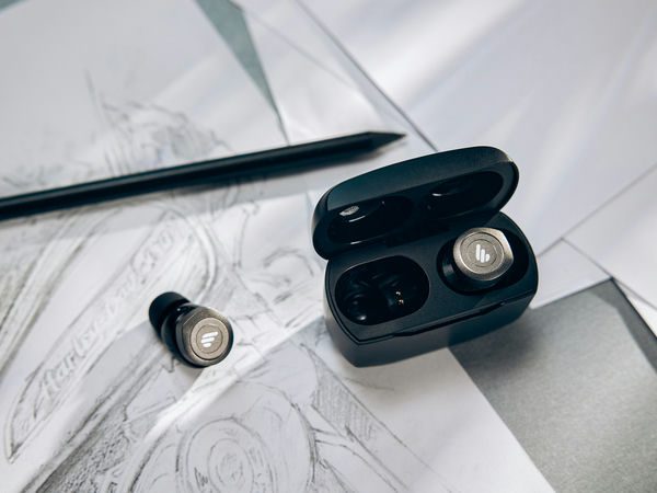 Tai nghe Bluetooth