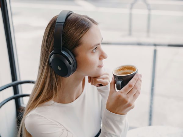 Tai nghe Bluetooth